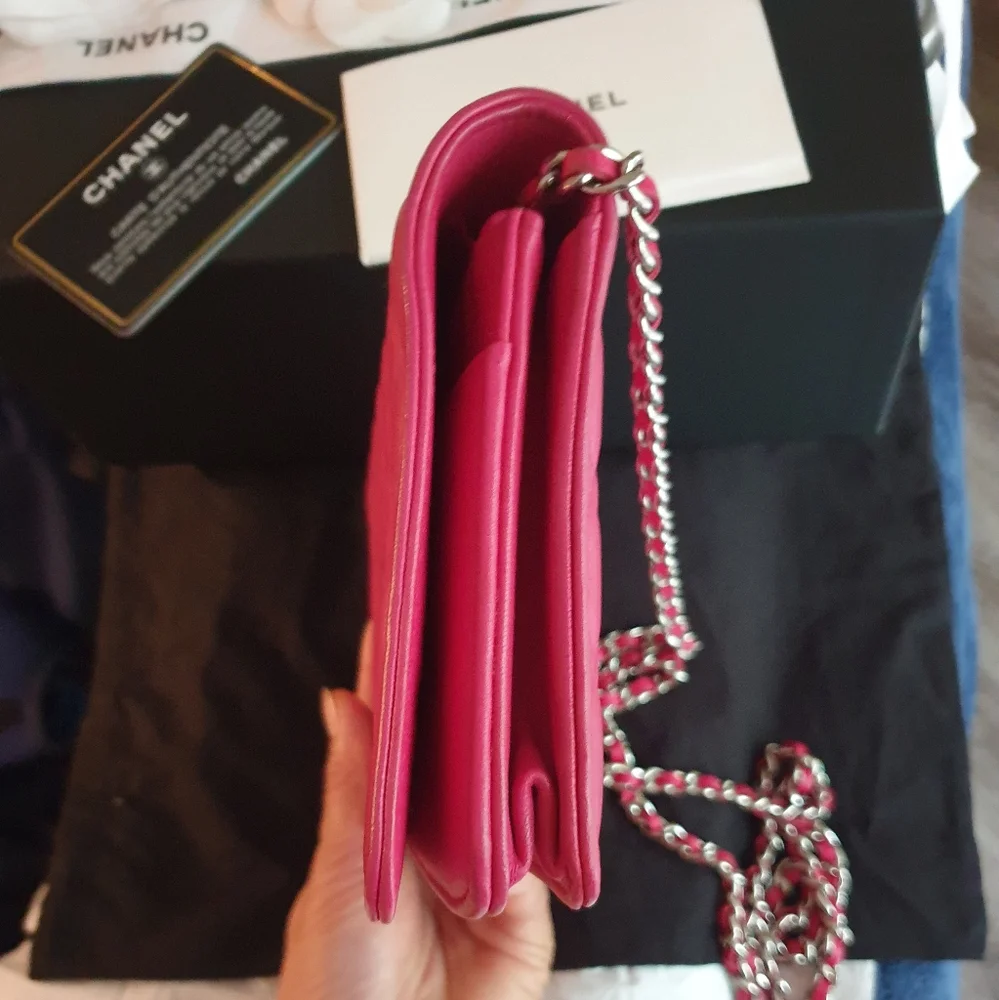 Chanel Woc Diamond CC Fuchsia - Picture 7 of 14